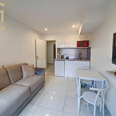 Studio Terrasse Centre Renoves Apartmán